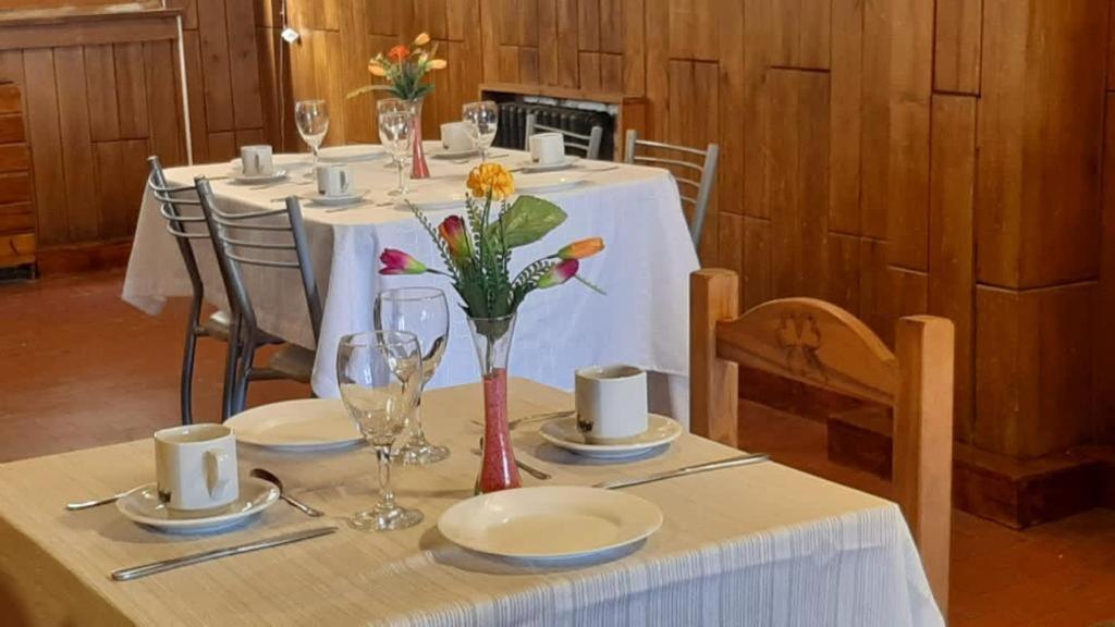 Alojamiento Curru Leuvu Bariloche酒店 外观 照片