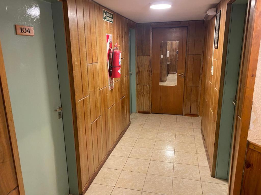 Alojamiento Curru Leuvu Bariloche酒店 外观 照片