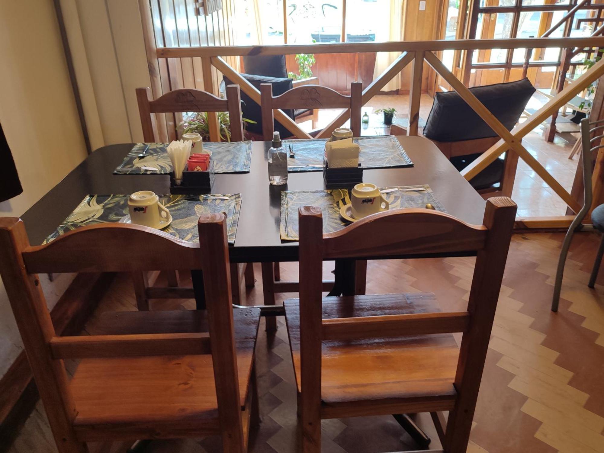 Alojamiento Curru Leuvu Bariloche酒店 外观 照片